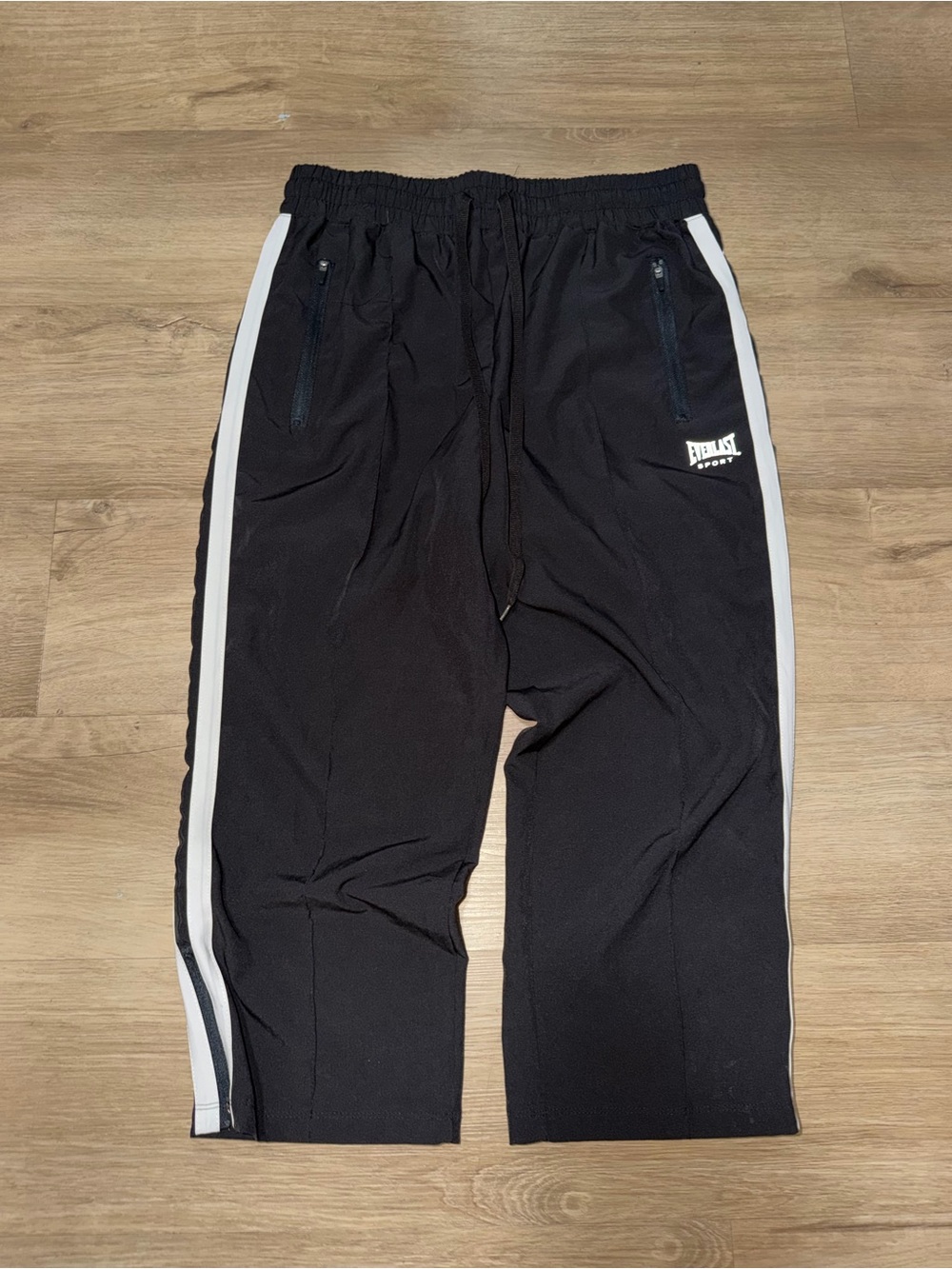 Everlast Black Sweatpants with White Side Stripes